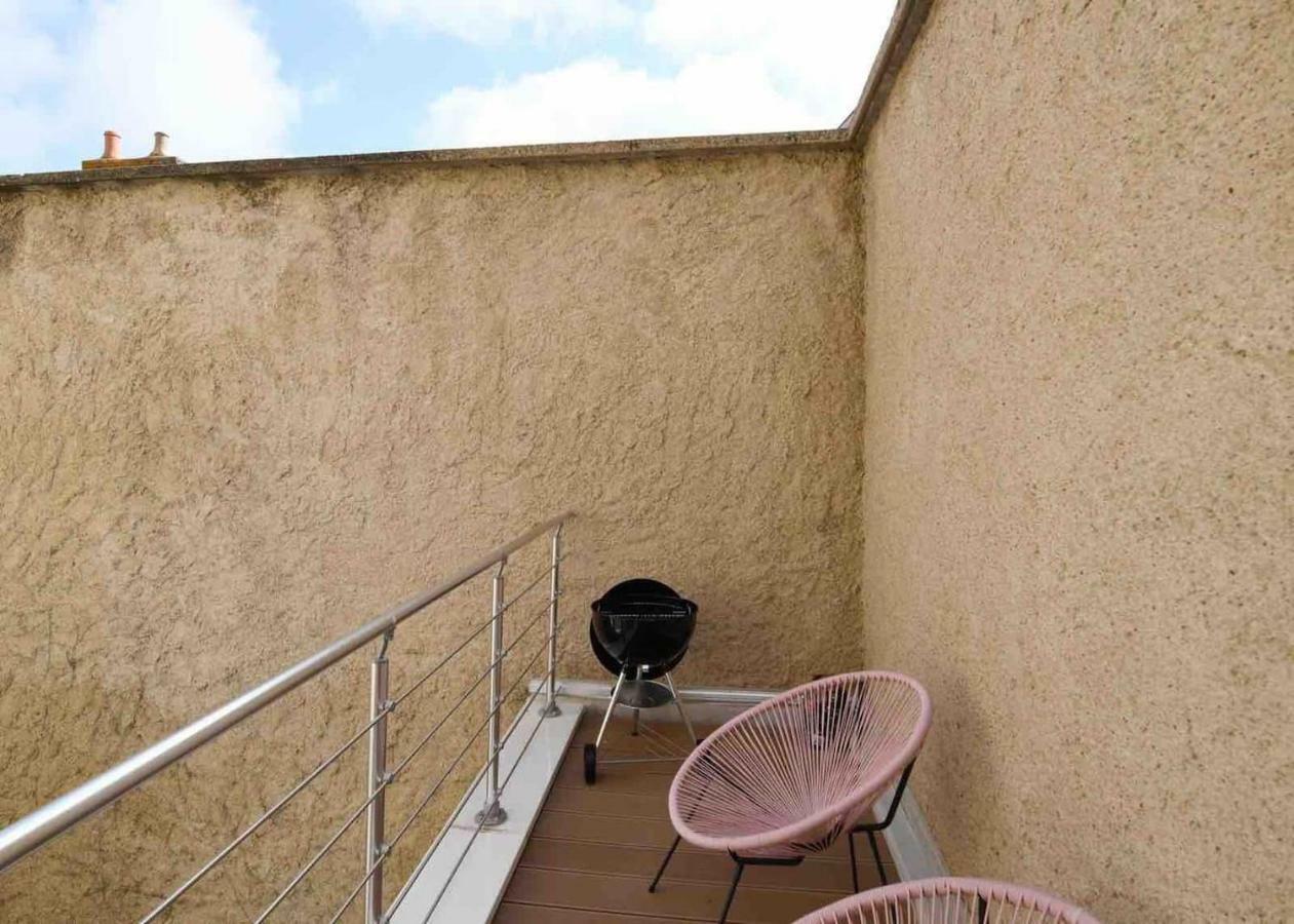 An Authentic Experience With Spa In The Center Poitiers Extérieur photo